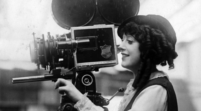 Mabel Normand dietro la macchina da presa.