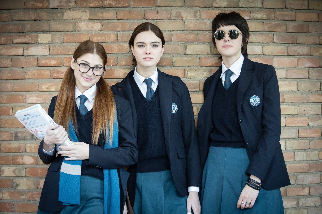 Nica e le sua amiche in Fabricante di Lacrime