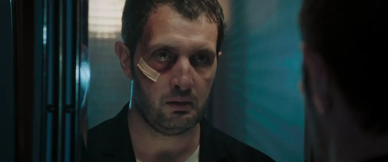 Vincent deve morire - Il protagonista Karim Leklou in una scena