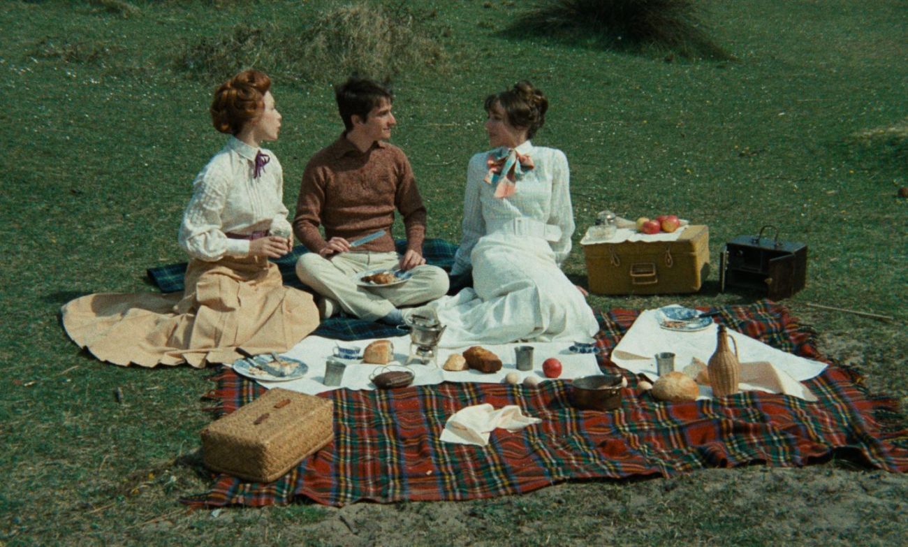 Jean-Pierre Léaud, Kika Markham, Stacey Tendeter in Le due inglesi