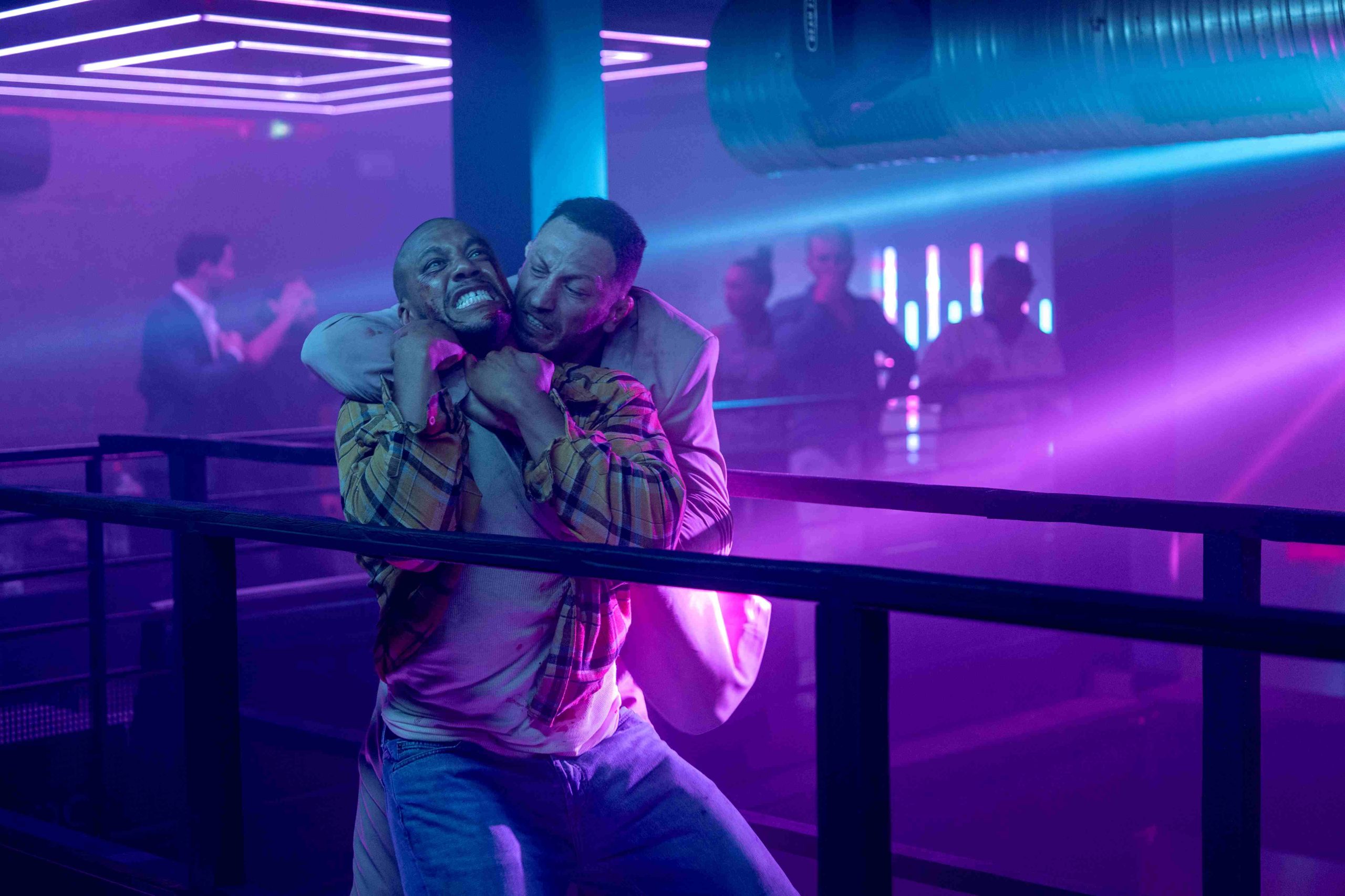 K.O. (2024) – Regia di Antoine Blossier – © Netflix – Fotografia: Laurent le Crabe – Immagine concessa per uso editoriale.