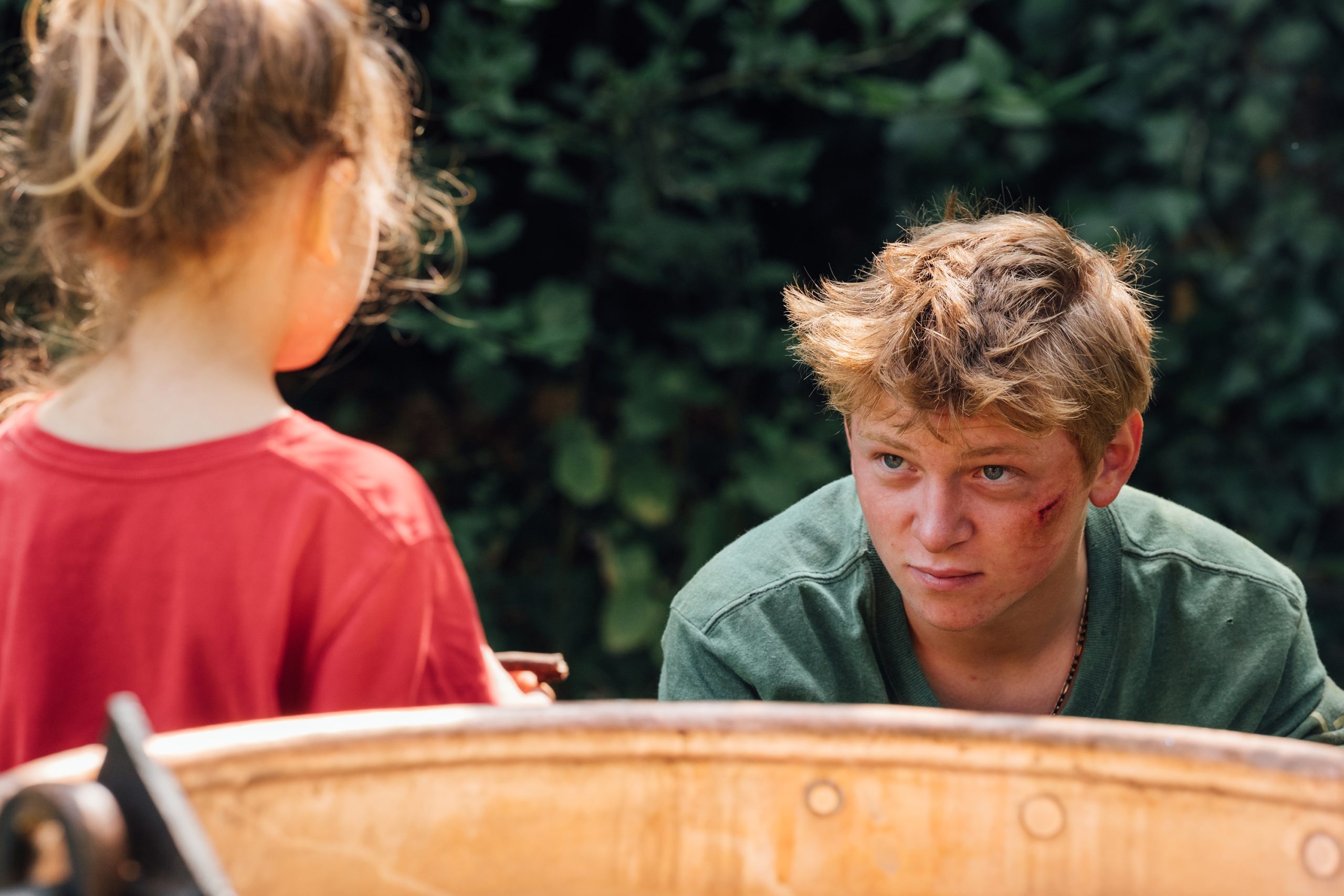 Tutto in un’estate! (2024) – Regia di Louise Courvoisier – © Les Films du Worso – Distribuzione italiana: Movies Inspired – Immagine concessa per uso editoriale.