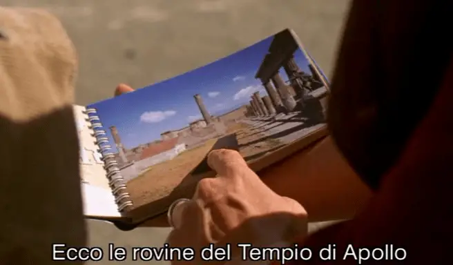 Le rovine del tempio di Apollo in Un film parlato