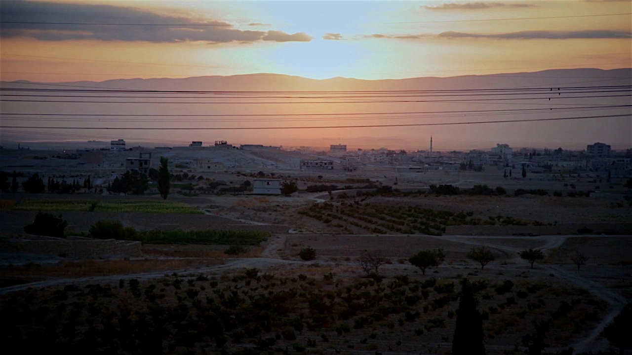 Frame di Let There Be Light