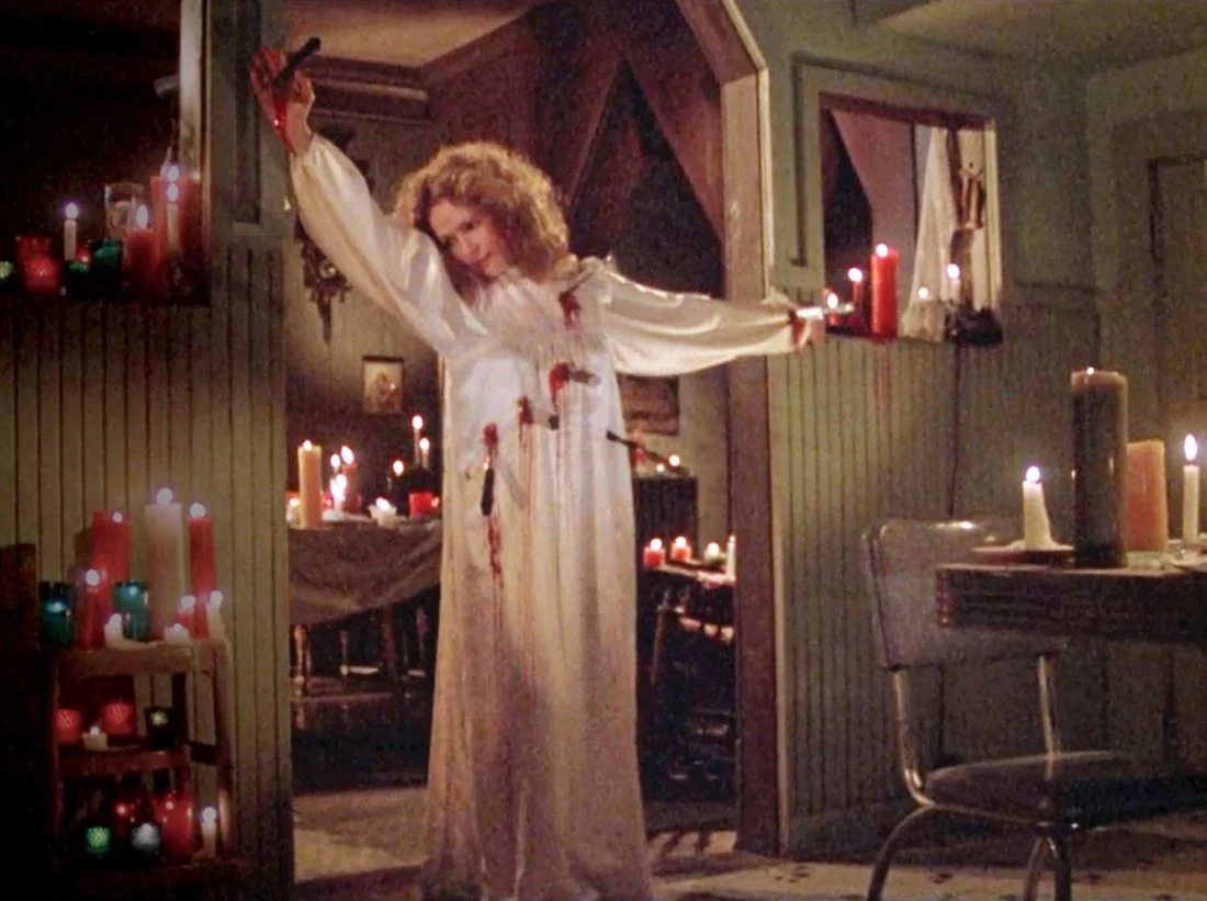 Piper Laurie in Carrie – Lo sguardo di Satana 76