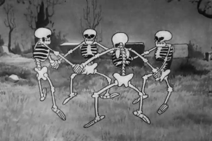 Fotogramma de La danza degli scheletri