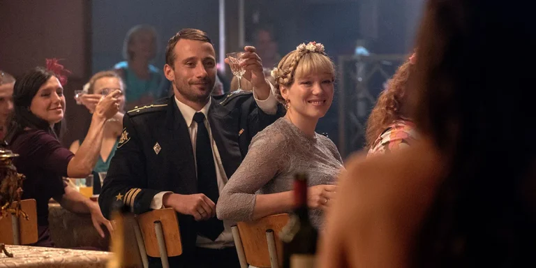 Matthias Schoenaerts e Léa Seydoux in Kursk (2018)