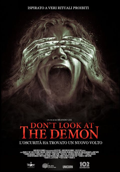 DON'T LOOK AT THE DEMON locandina