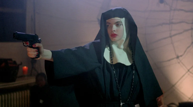 Zoë Lund è Thana in L'angelo della vendetta (1981)