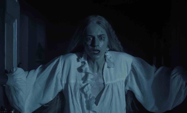 Nosferatu (2024) – Emma Corrin nel ruolo di Anna Harding nel film diretto da Robert Eggers – Courtesy of Focus Features – © 2024 Focus Features LLC – Tutti i diritti riservati – Universal Pictures – Immagine concessa da Upi Media per uso stampa