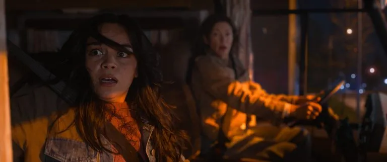Final Destination Bloodlines (2025) – Regia di Zach Lipovsky e Adam Stein – © Warner Bros. Pictures – Photo Courtesy Warner Bros. Pictures – Immagine concessa per uso generale.