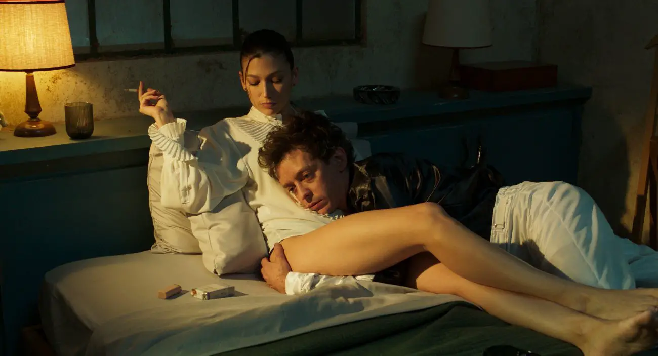 Kill the Jockey (2024) – Regia di Luis Ortega – © Rei Pictures, El Despacho, Infinity Hill, Warner Music Entertainment, Exile – Con Úrsula Corberó e Nahuel Pérez Biscayart – Immagine concessa per uso stampa dalla Biennale di Venezia