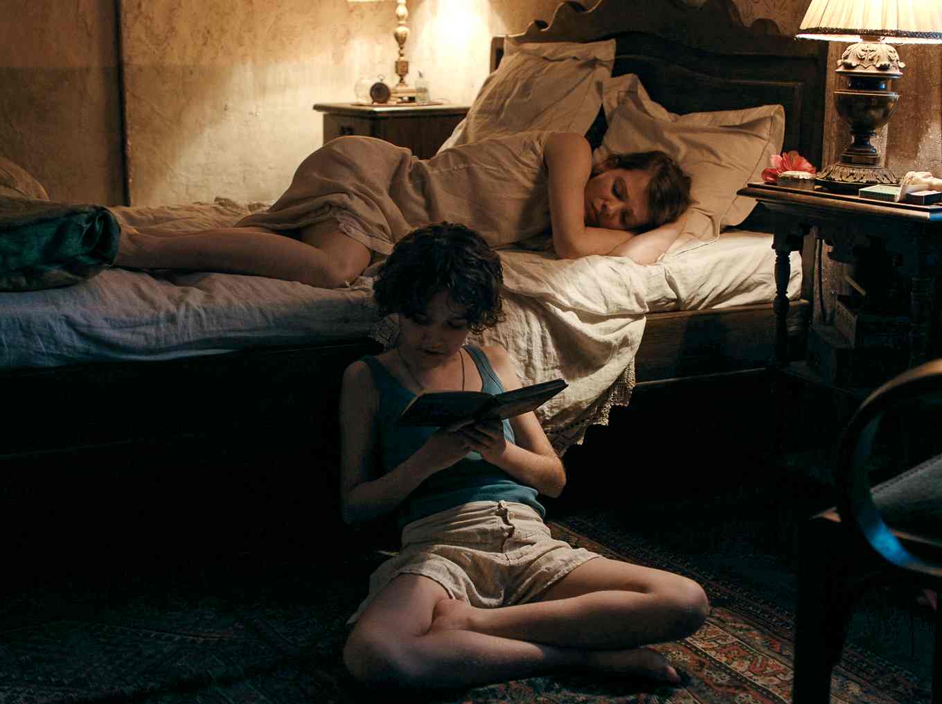 La stanza di Mariana - La Chambre de Mariana ©Cinéfrance Studios - Curiosa Films - Metro Communications - United King Films - Immagine ricevuta da Movies Inspired per uso editoriale