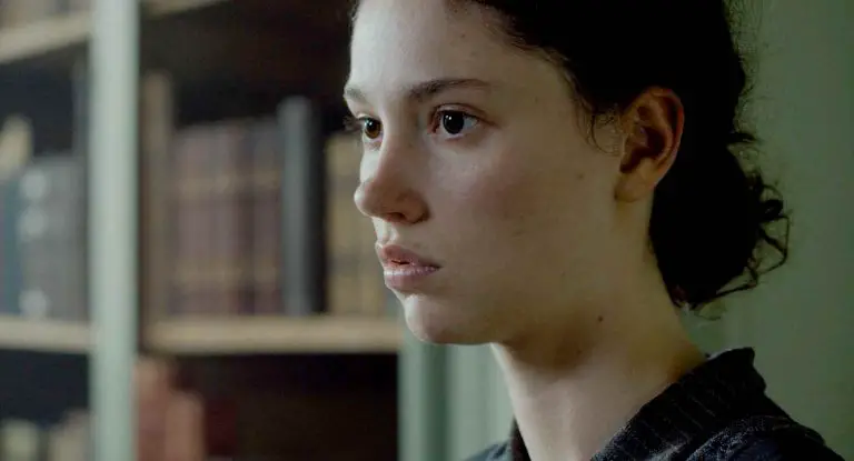 Lo sguardo di Emma (2025) © Box Productions